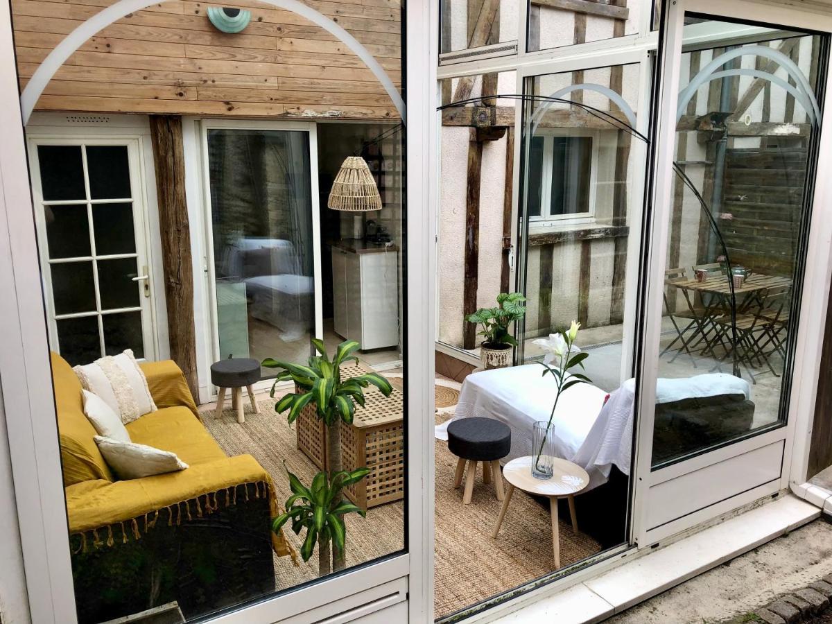 T2 Style Cottage - Veranda & Terrasse Exterieure Tours Kültér fotó